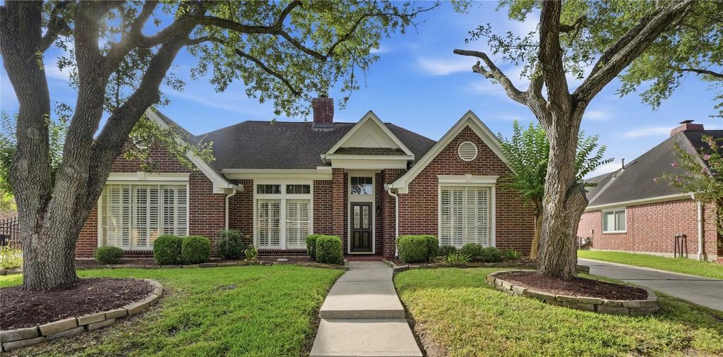 4010 Raven River Drive, Pasadena