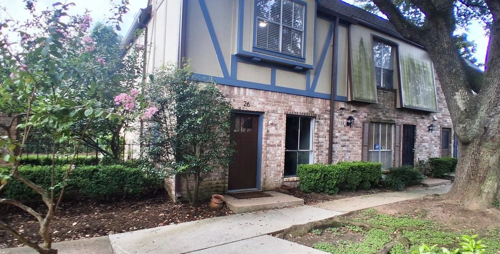 14703 Barryknoll Lane 26, Houston