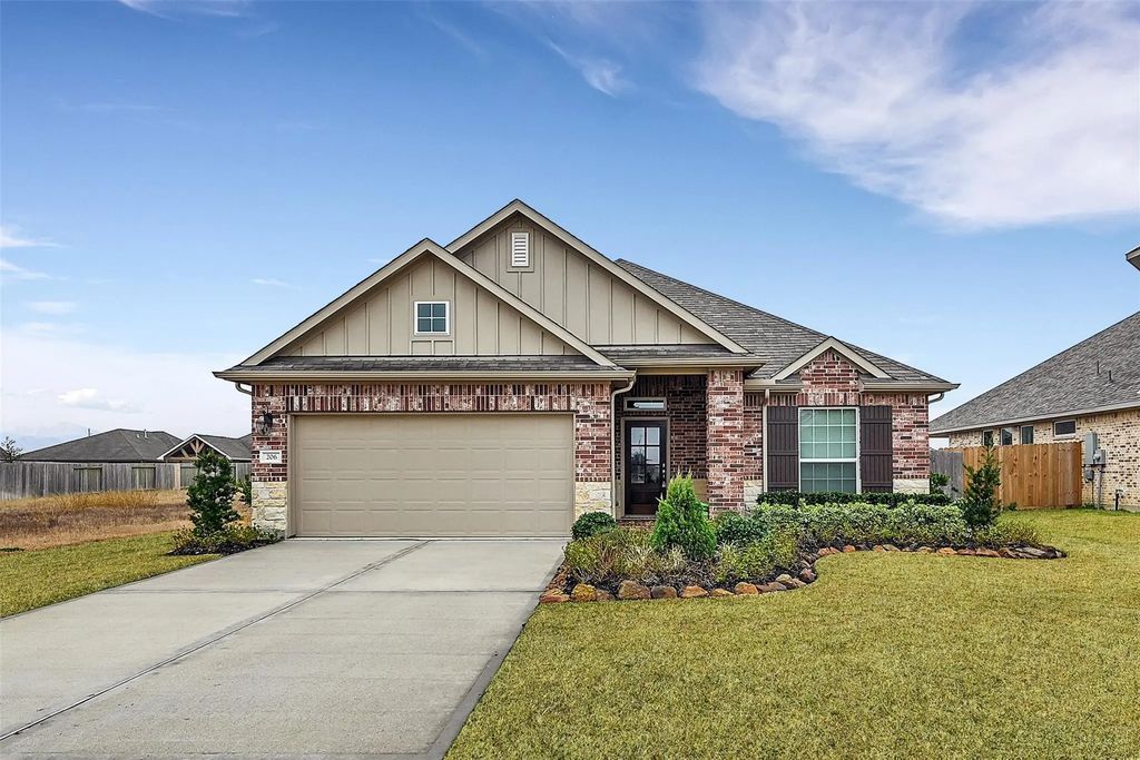 206 Brazos Drive, Baytown
