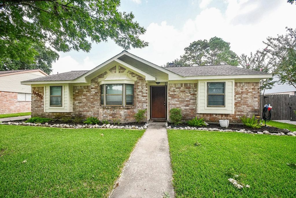 12022 Scottsdale Drive, Meadows Place