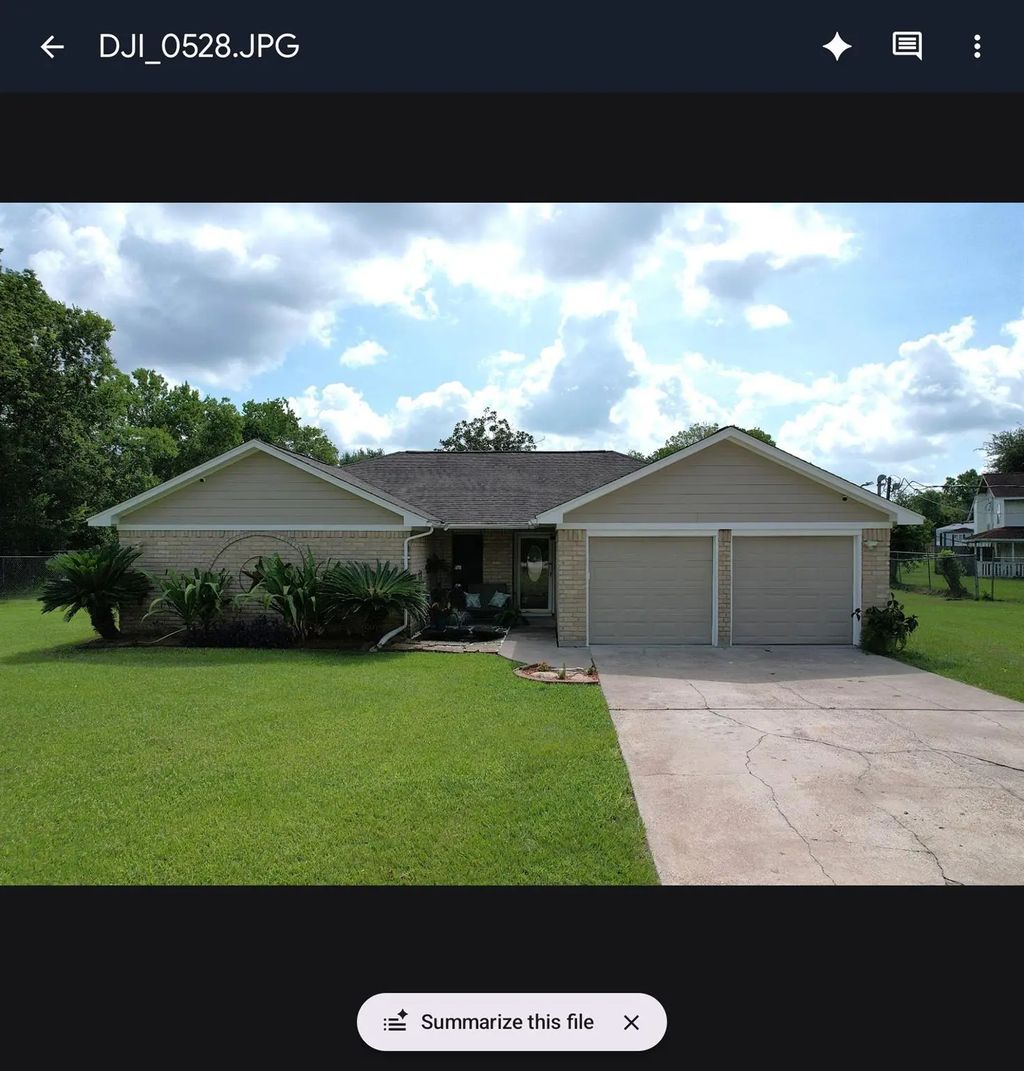 610 Avenue C, Alvin