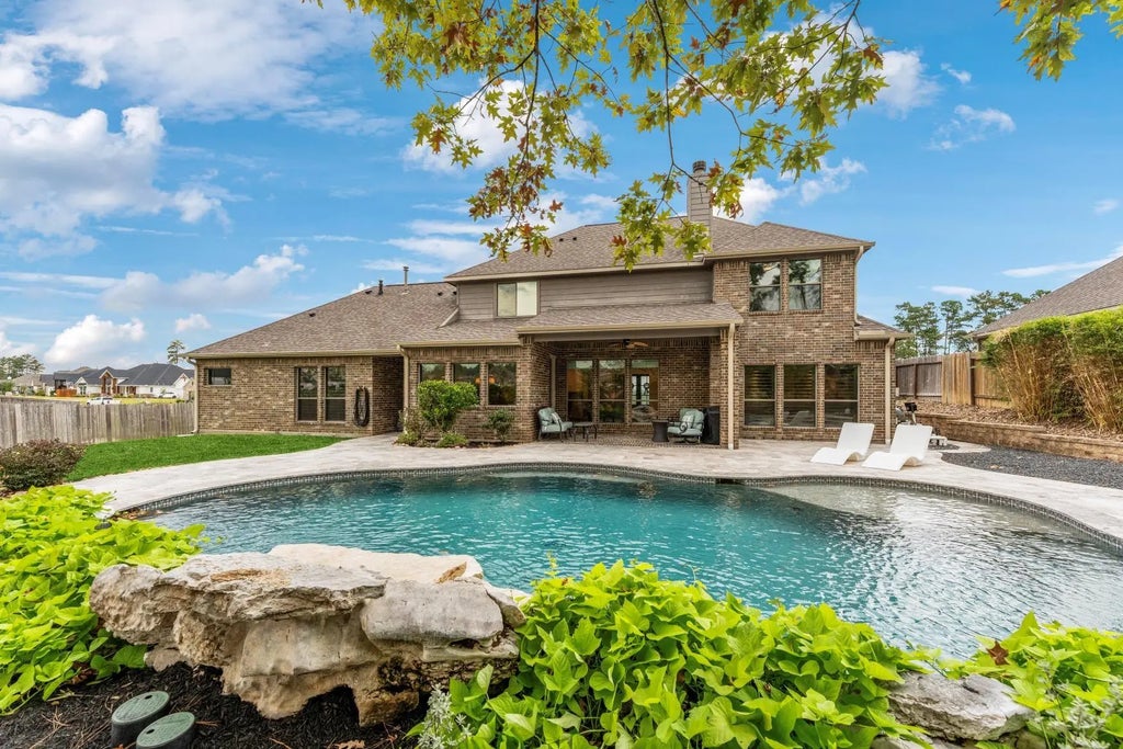 12615 Luger Lane, Magnolia