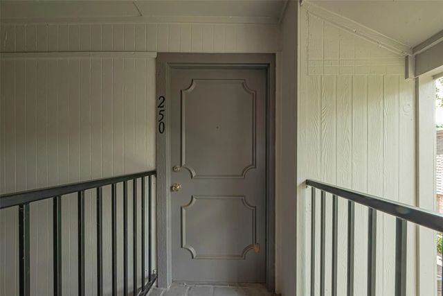 12633 Memorial Drive 250, Houston