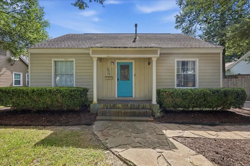 670 N 23rd Street, Beaumont