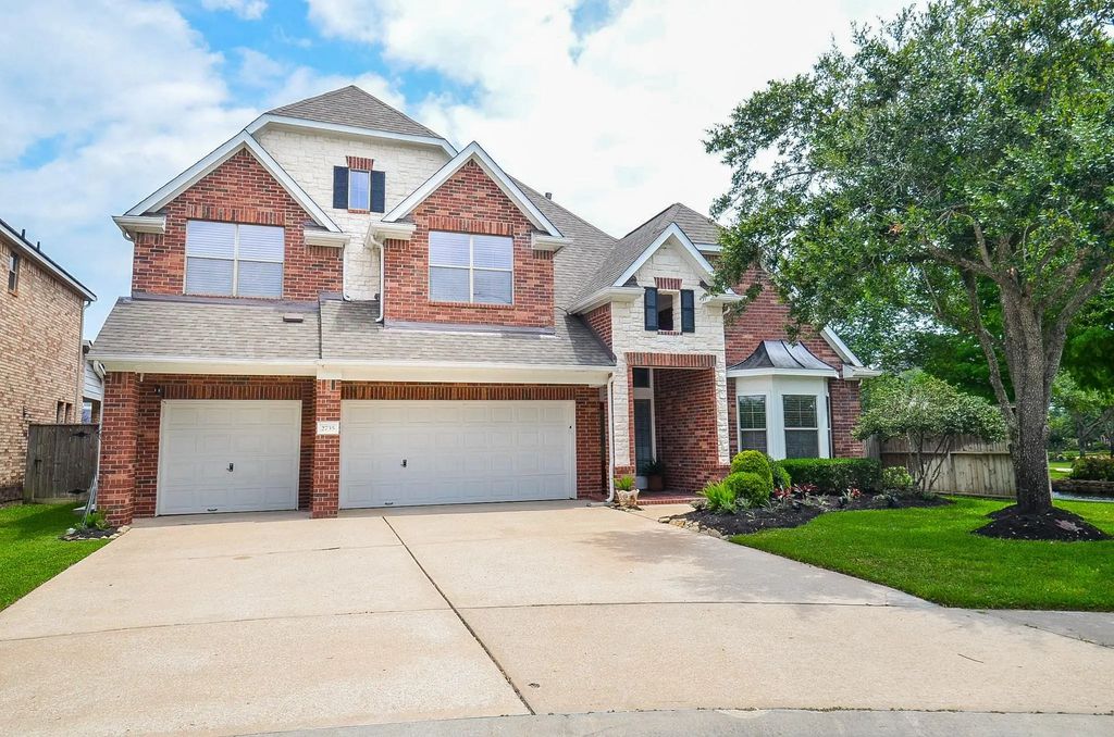 2735 Driftwood Drive, Manvel