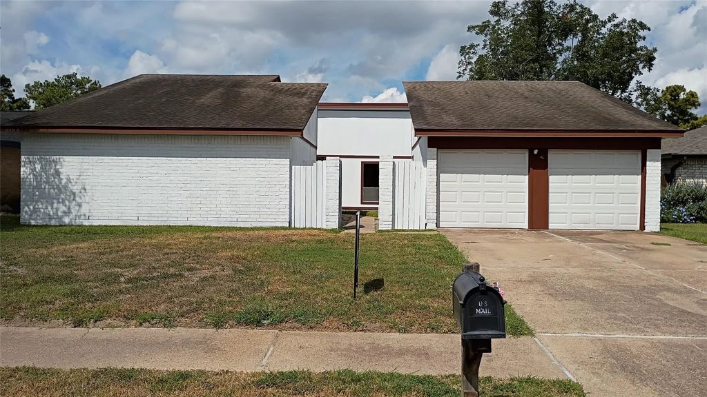 11311 Angelique Drive, Houston