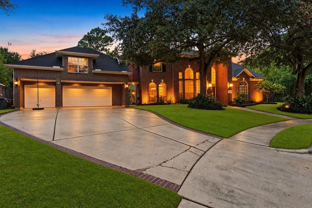 11519 Pecan Canyon Court, Tomball