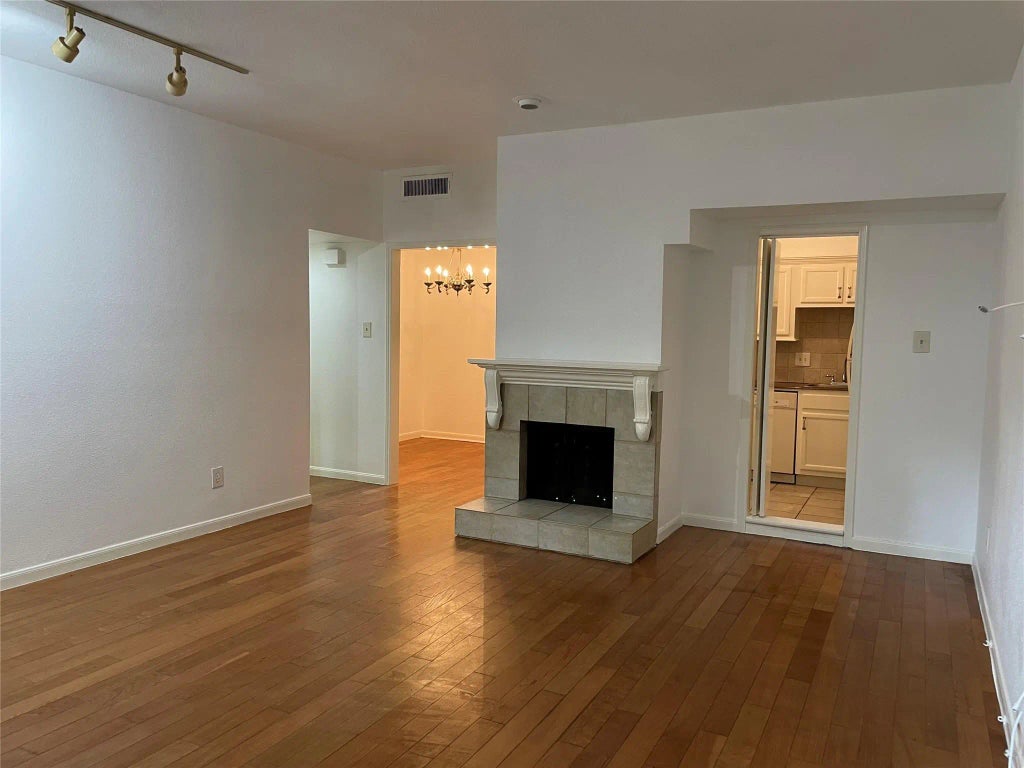 2100 Tanglewilde Street 597, Houston