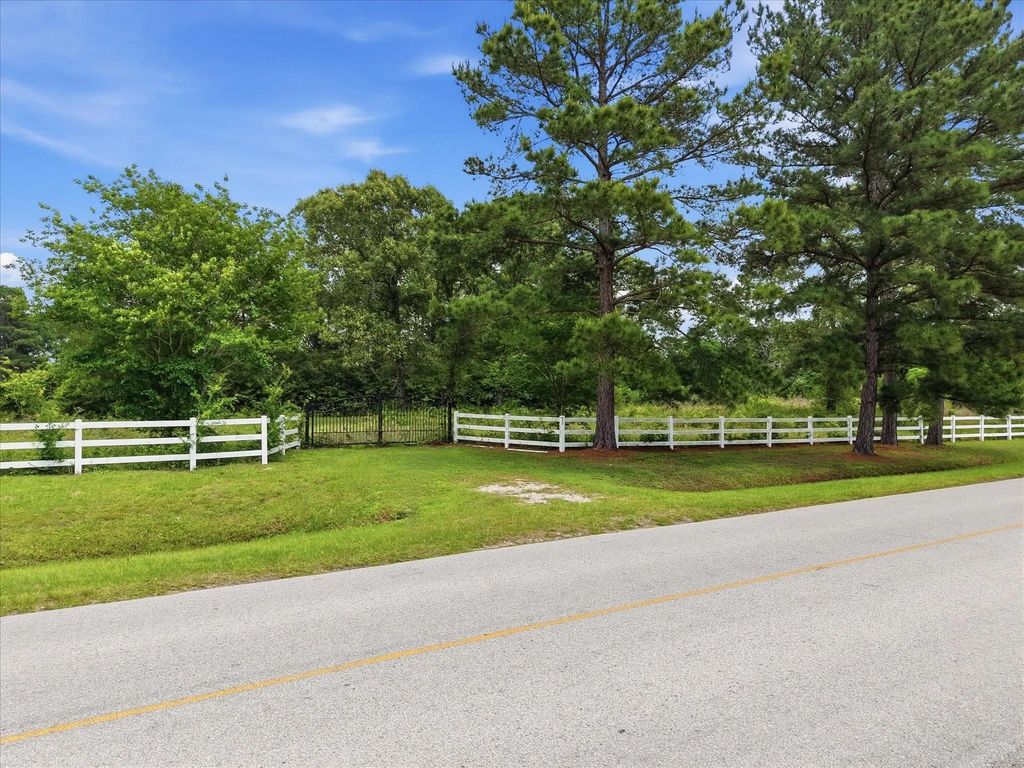430 Ruel Road, Magnolia