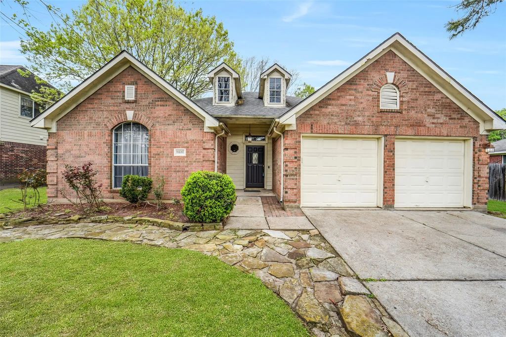 11610 Oak Lake Park Drive, Sugar Land