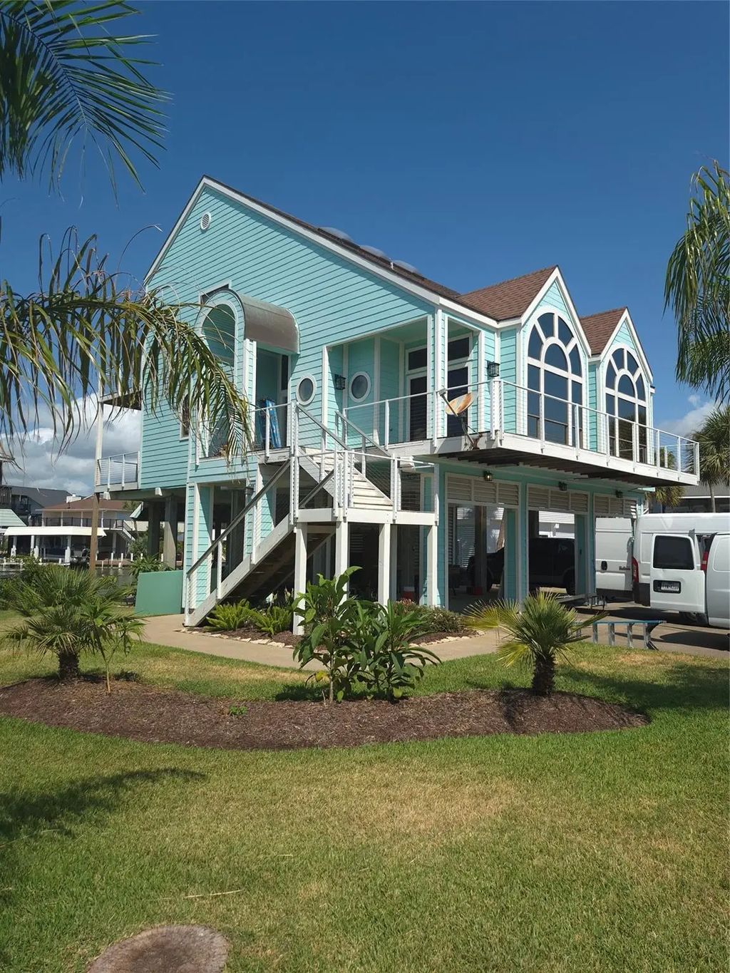 129 Quayside Drive, Tiki Island