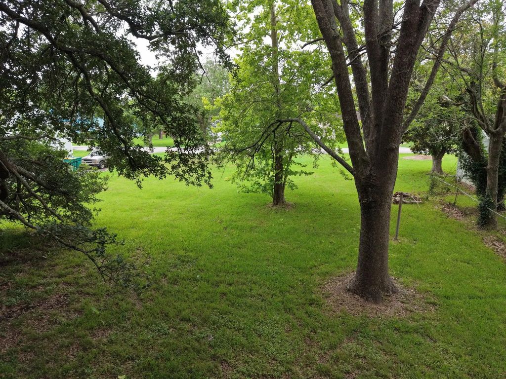 2320 Meadow Lane, La Marque