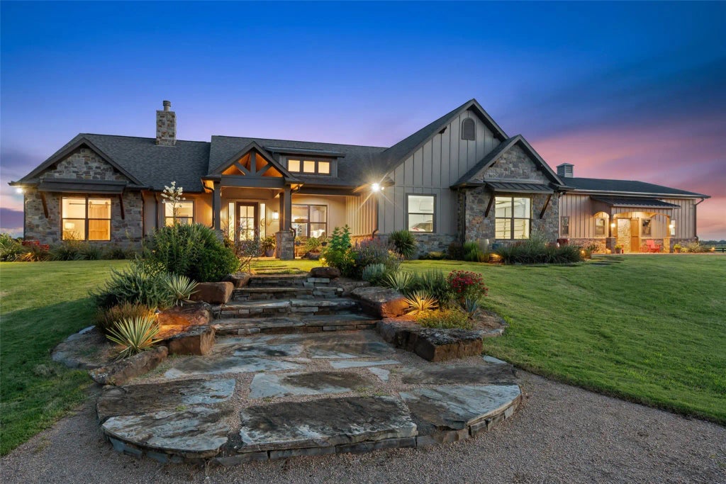 30163 High Spirit Ranch Road, Hempstead