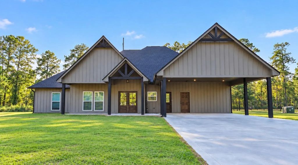 375 County Road 725, Buna