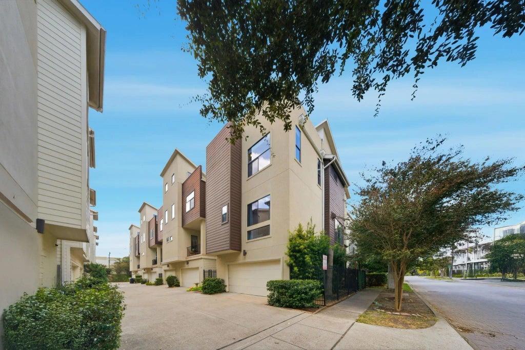 4129 Dickson Street, Houston