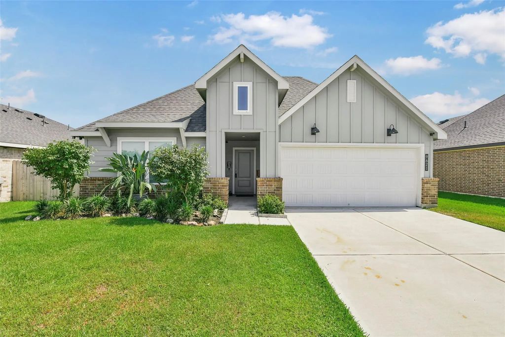 9621 Wall Street, Texas City
