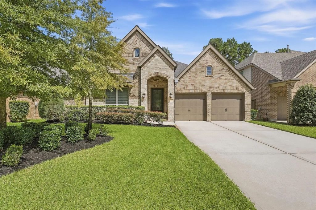 122 Cliftons Curve Way, Montgomery