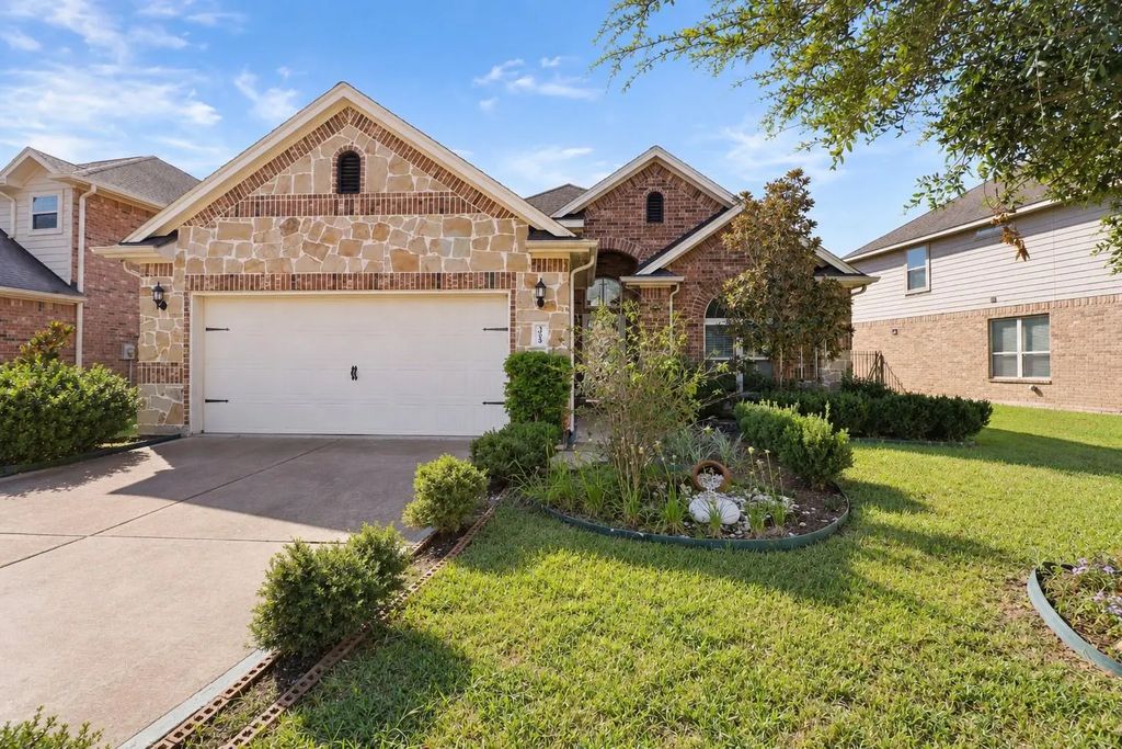 3939 Catania Bay Court, Missouri City