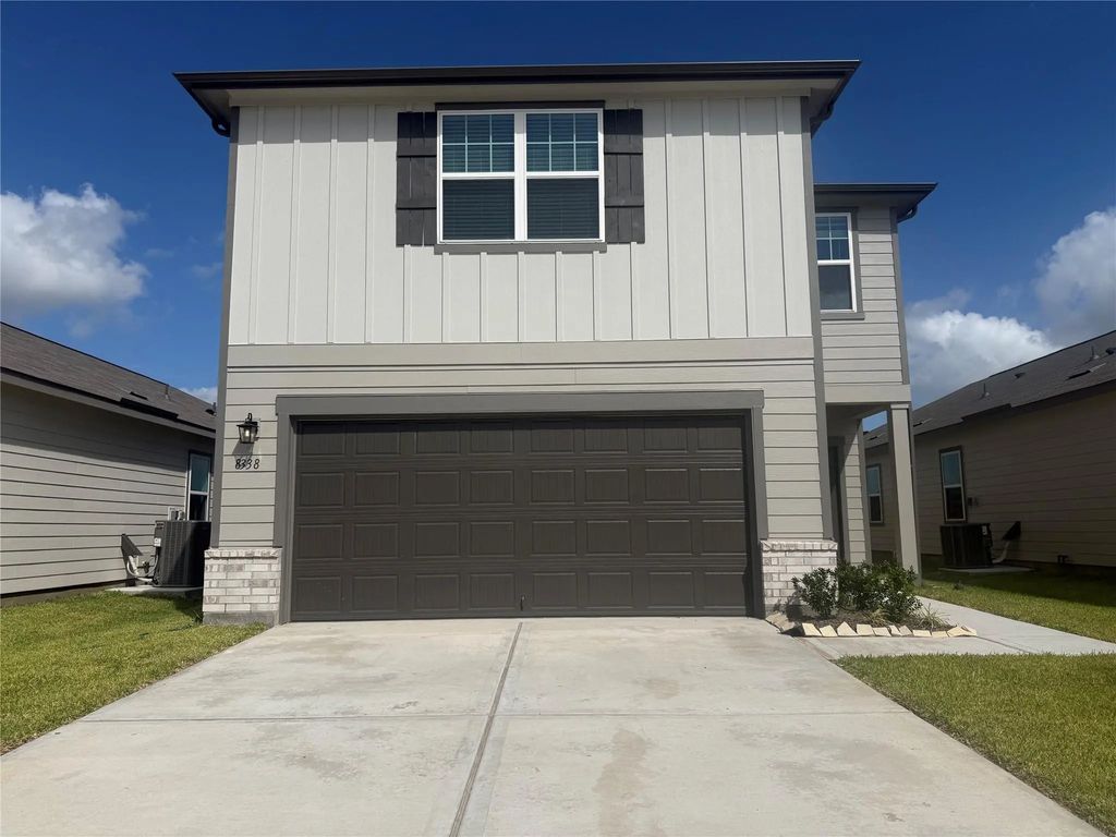 8338 Vacek Crossing Way, Richmond
