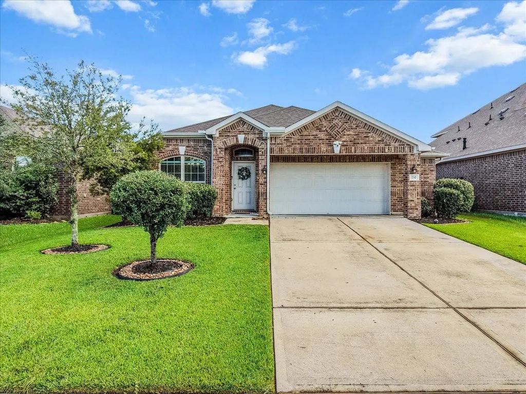 732 Cedar Gate Lane, La Marque