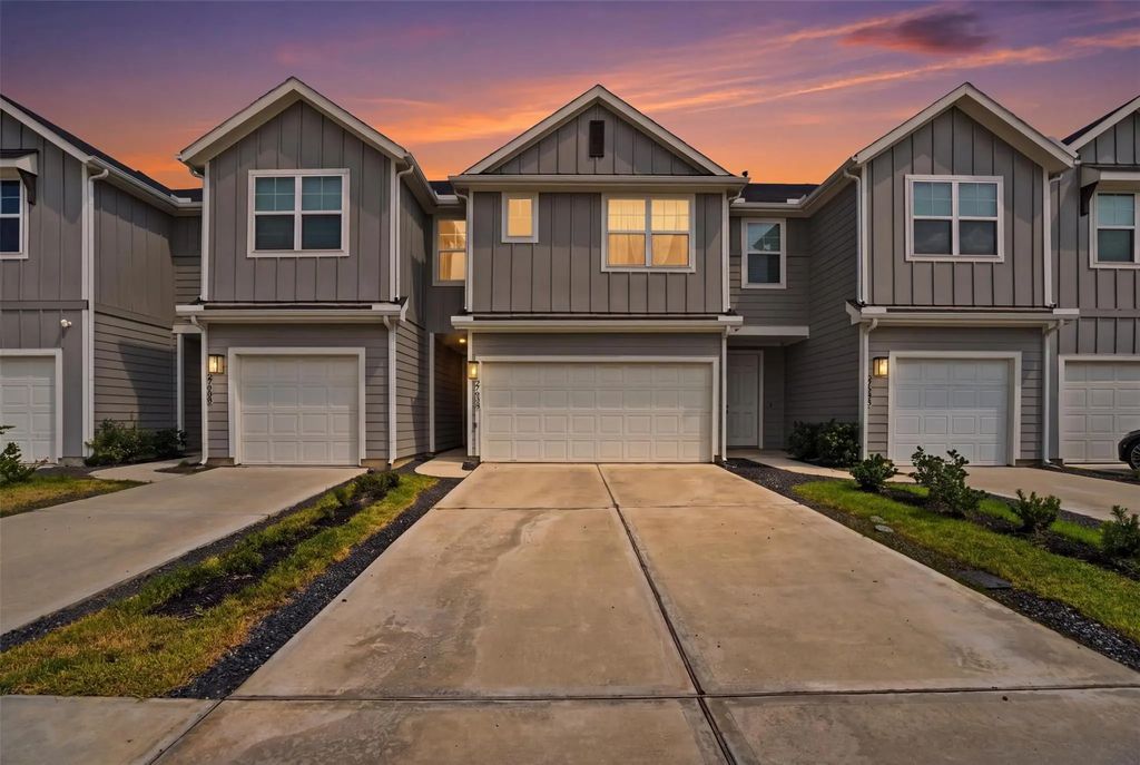 27934 Western Creek Court, Katy
