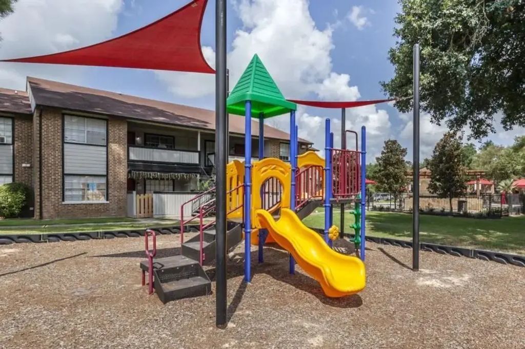 25650 Interstate 45 0402, Spring