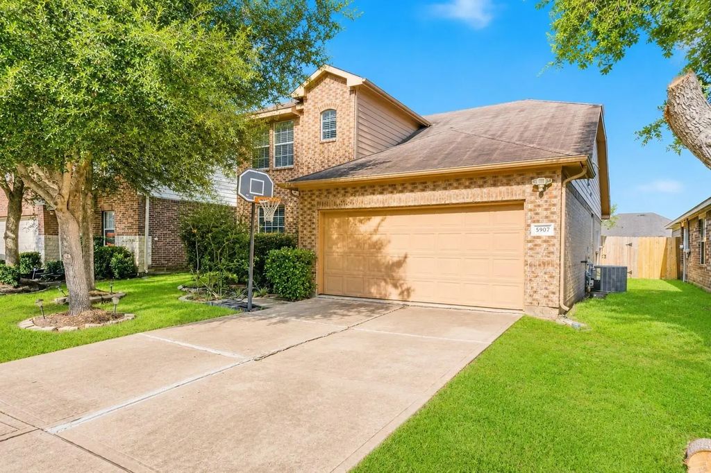5907 Water Violet Lane, Richmond