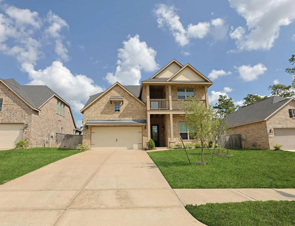 608 Cypress Bay Lane, Pinehurst