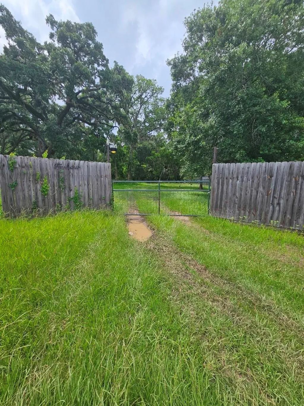 19280 Highway 35, Sweeny
