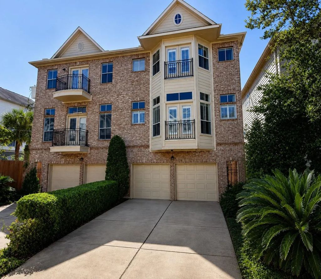 3917 Blossom Street, Houston