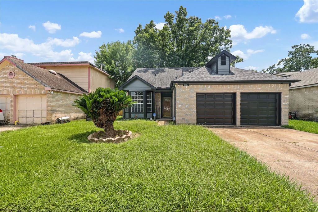 8107 Summer Trail Drive, Houston