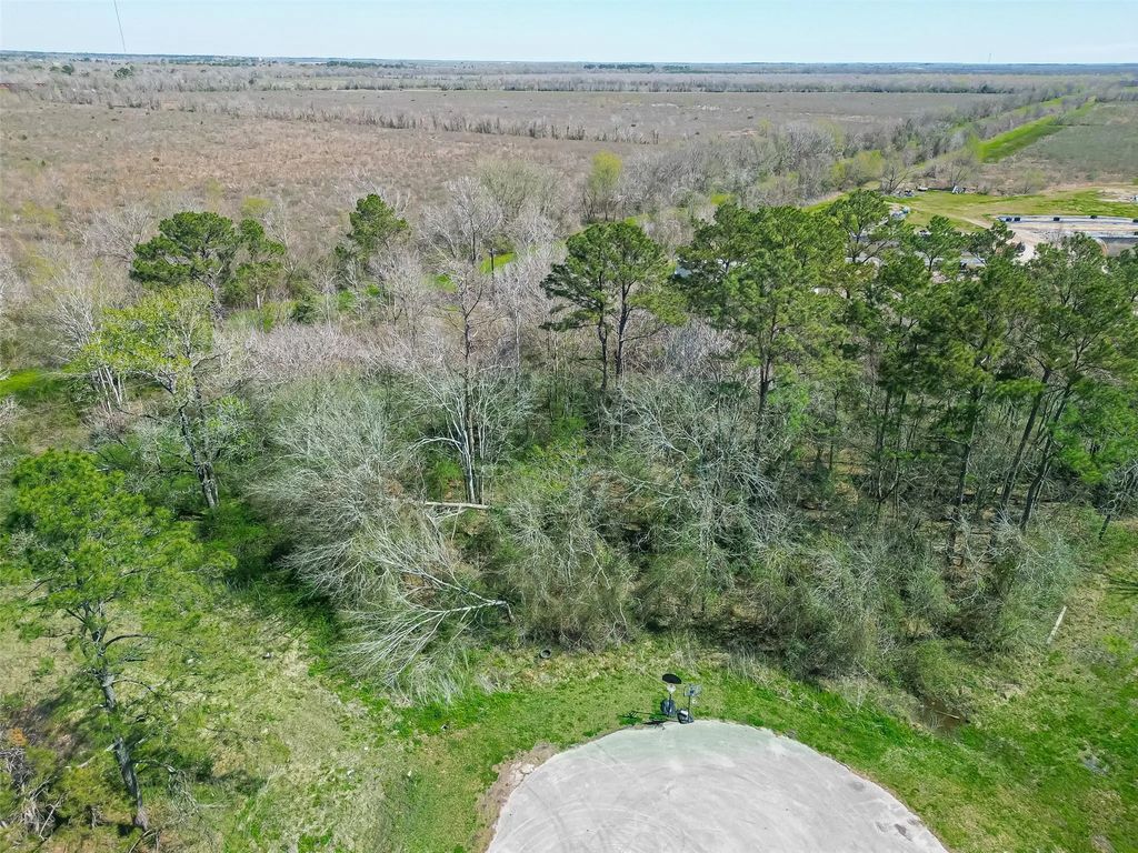Stag Circle, Huffman