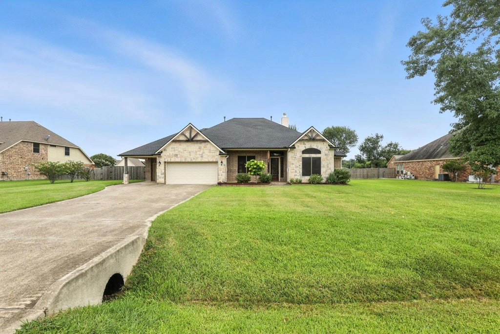 14610 Thunder Bay, Baytown