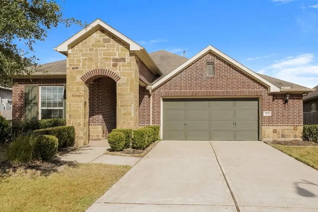 415 Rocky Briar Court, Richmond