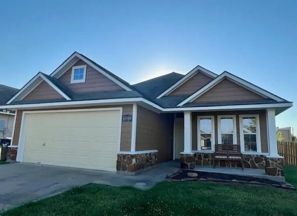1707 Weaver Street, Brenham
