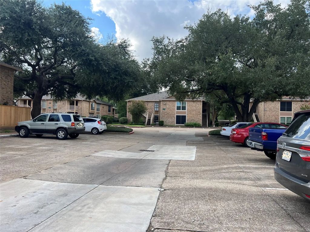 1311 Antoine Drive 190, Houston