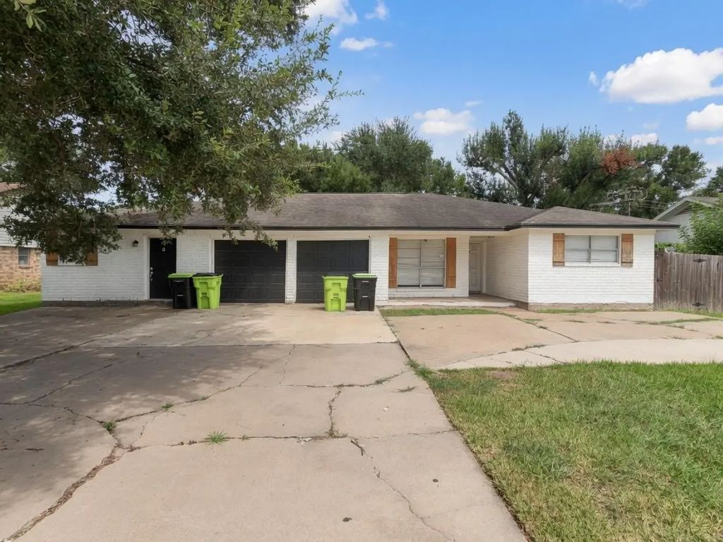 2107 Lamar Drive, Richmond