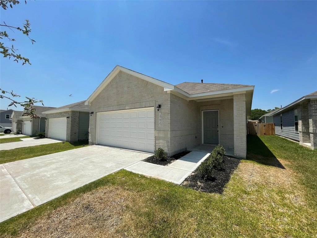 19615 Cat Spruce Court, Porter