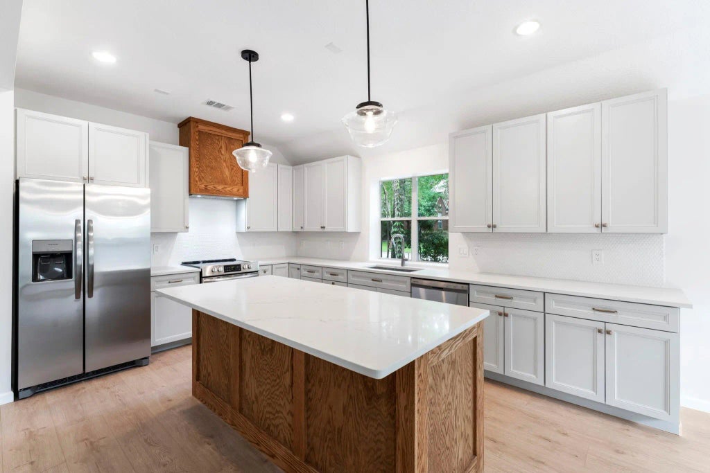 54 Legend Mill Court, The Woodlands