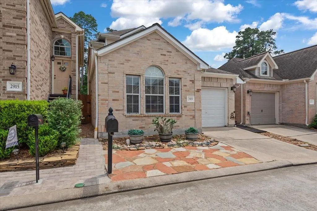 2919 Crescent Star Road, Spring