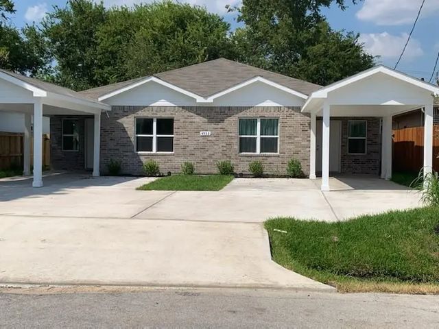 4533 Rosemont Street, Houston
