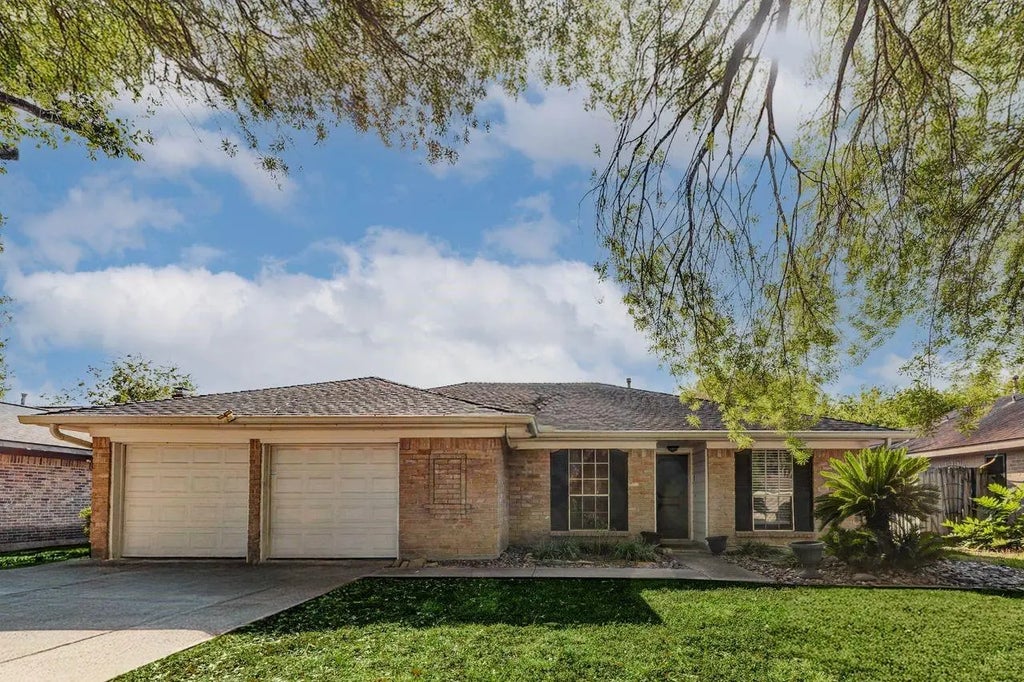 12643 Westella Drive, Houston