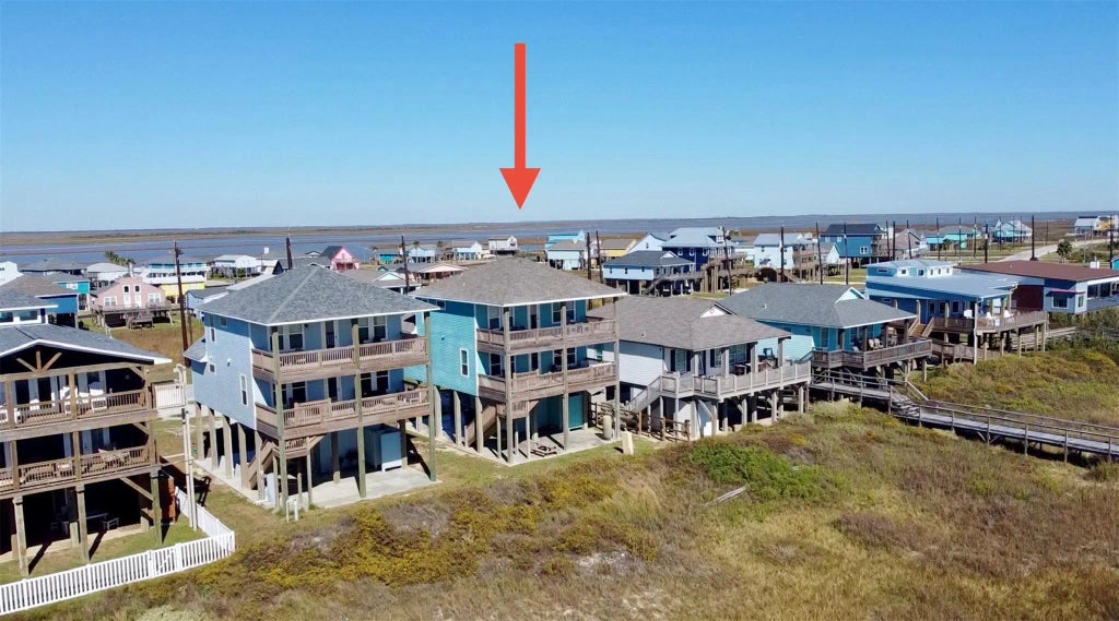 4518 Blue Water Hwy, Freeport