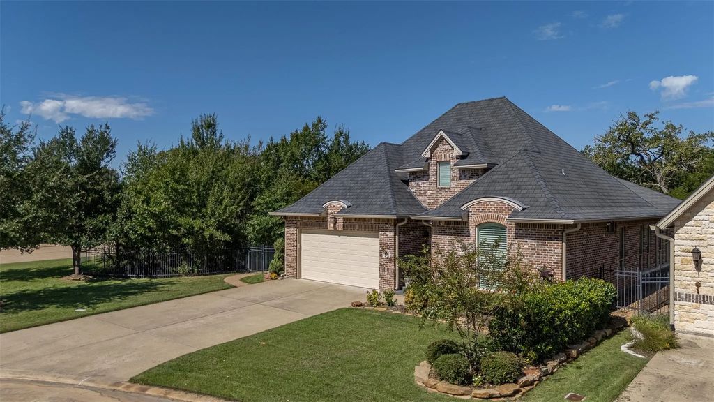 5172 Stonewater Loop, College Station