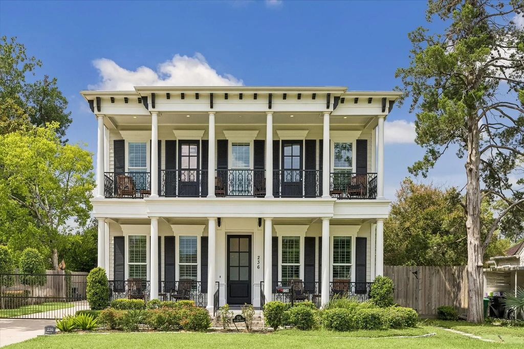 236 W 32nd Street, Houston