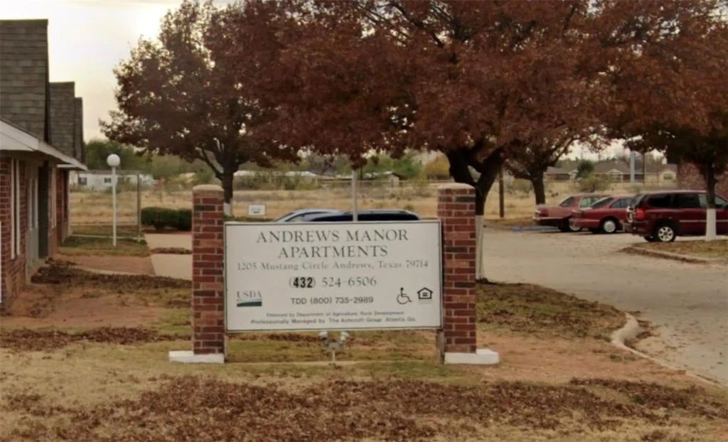 1205 Ne Mustang Drive, Andrews