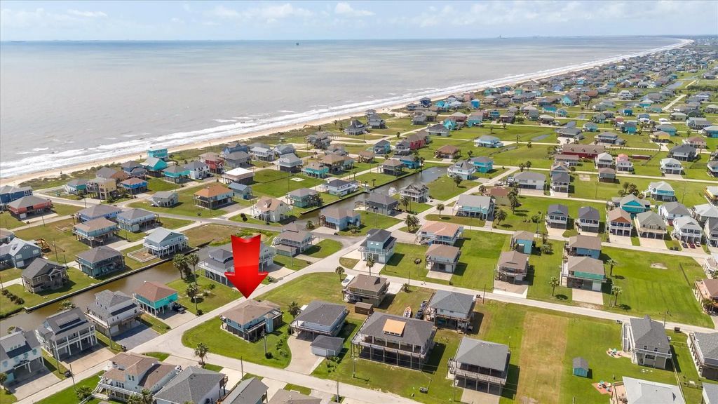 2619 Tide Drive, Crystal Beach