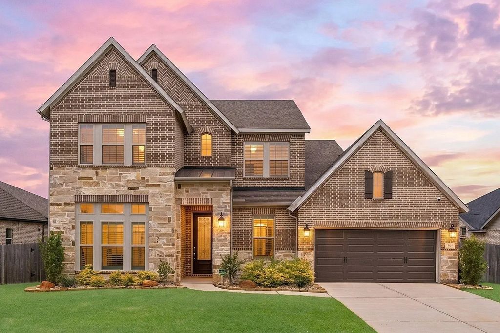 32437 Soaring Willow Way, Conroe