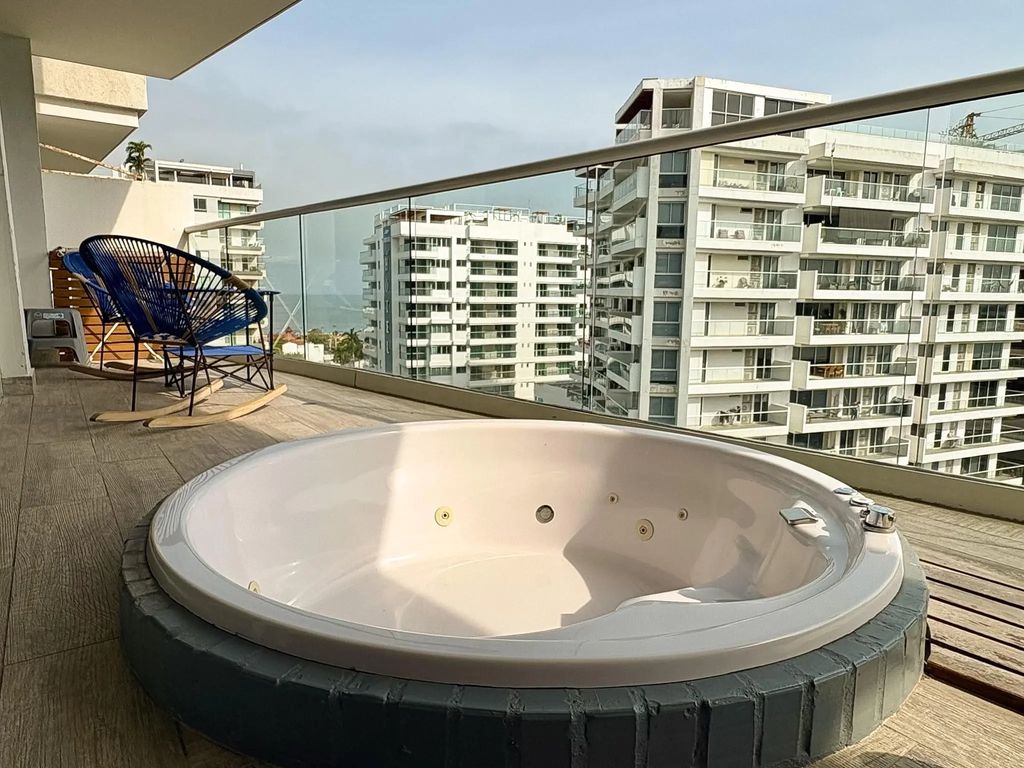 20 N Calle #16-66 Street N 1202, 