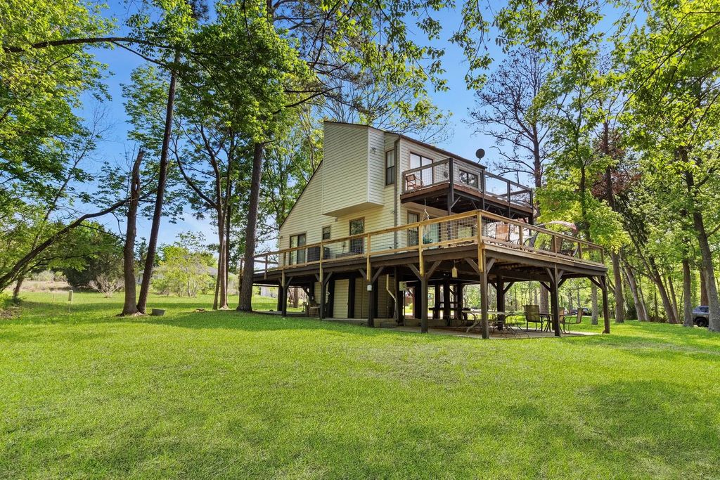 41 Oak Cove Lane, Coldspring